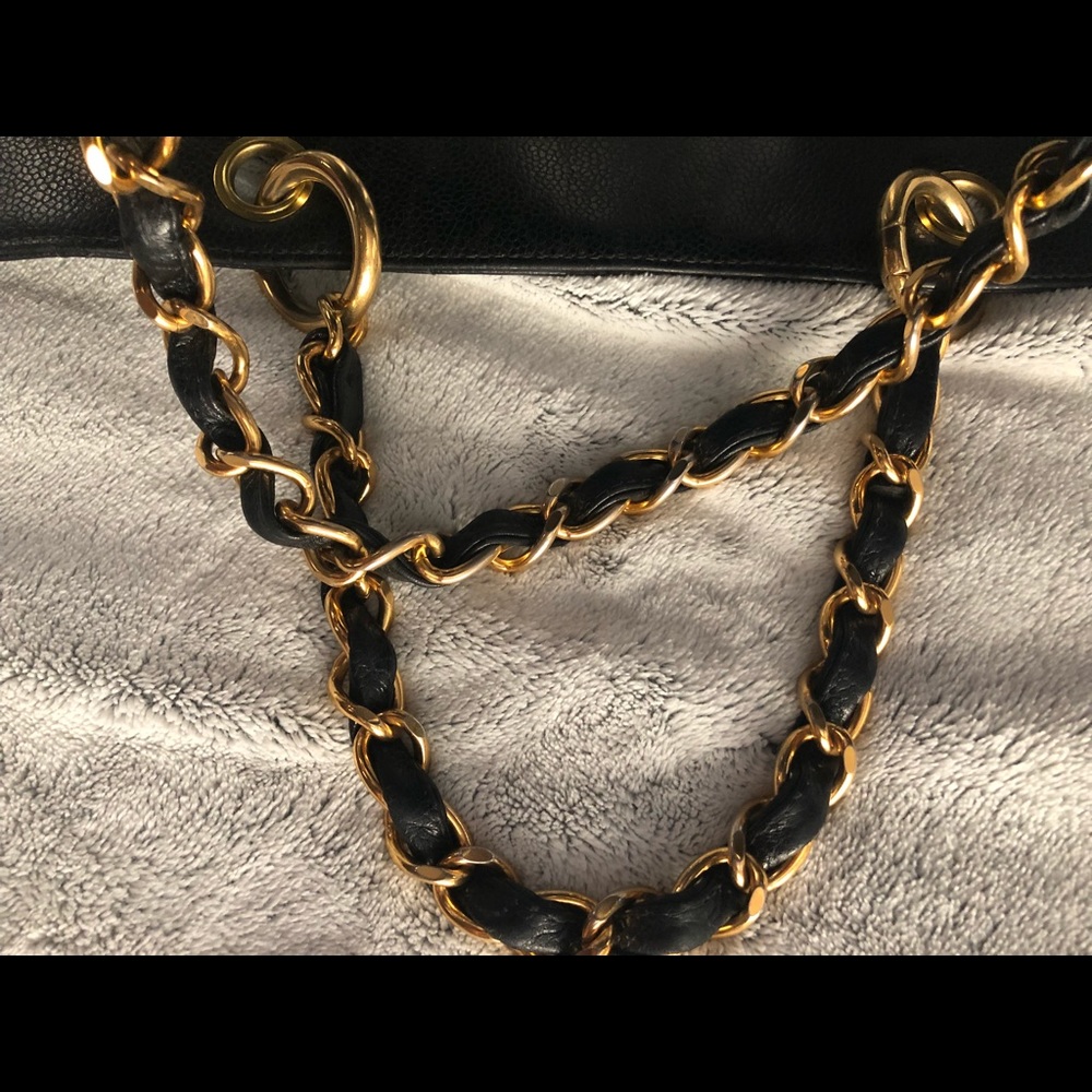 🔴SOLD🔴Authentic RARE Vintage Chanel GST - Picture 3 of 8